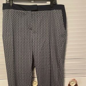 Blue and white print crop ankle pant size 12